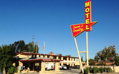 Town & Country Motel Livingston Экстерьер фото