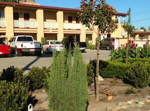 Town & Country Motel Livingston Экстерьер фото