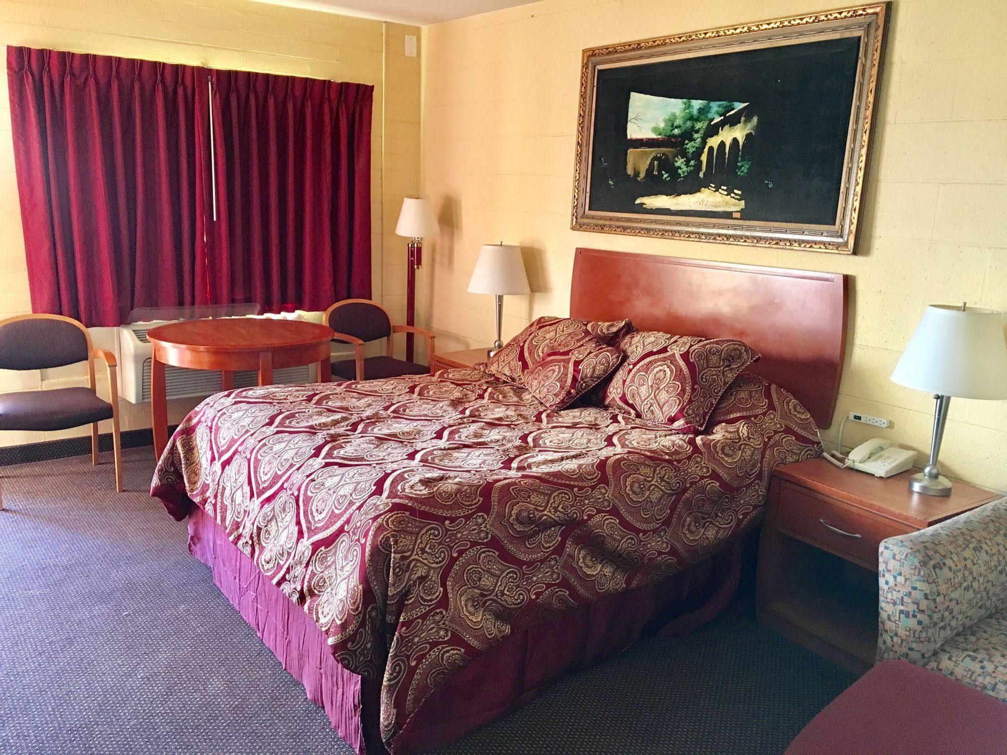 Town & Country Motel Livingston Экстерьер фото